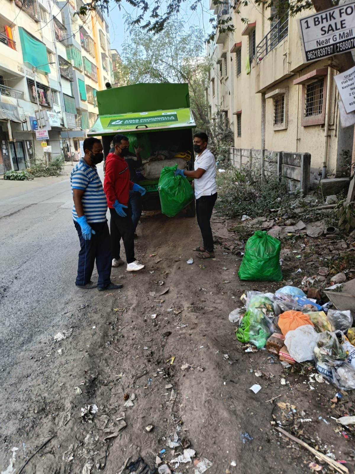 Clening on 40 ft Rd, Manjari 04-12-2025 2